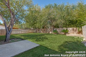 Building Photo - 10323 Country Vista