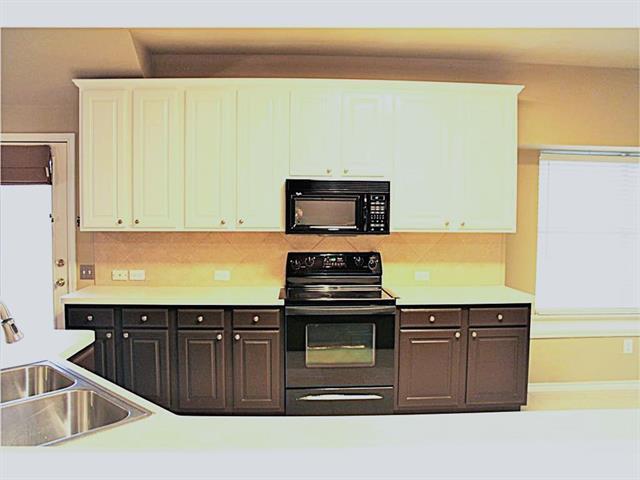 Building Photo - 6401 Sidney Ln