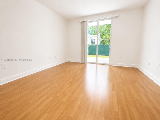 Building Photo - 652 NE 63rd St