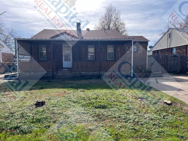 Building Photo - Great 4 Bedroom!!!