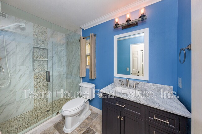 Building Photo - 22324 Circle J Ranch Rd