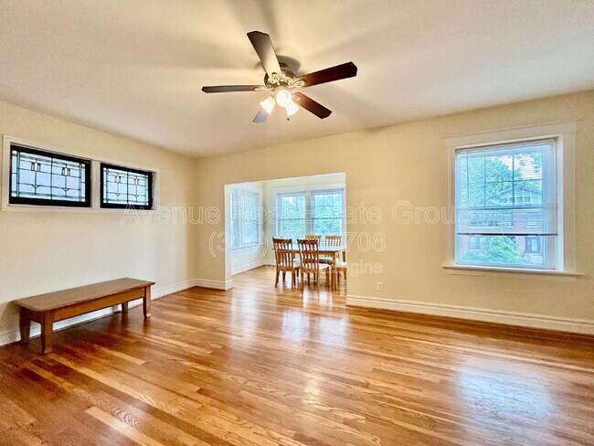 Building Photo - 716 Westgate Ave