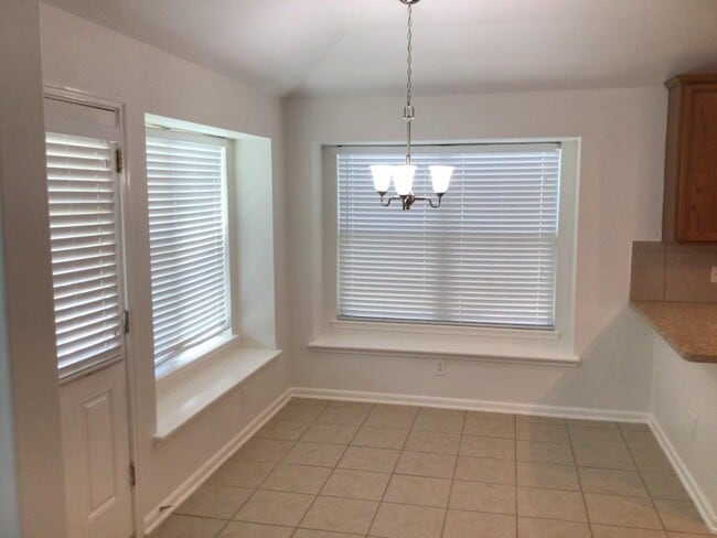 Building Photo - 21806 Saragosa Pond Ln