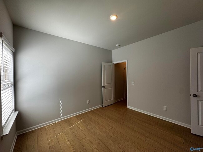 Building Photo - 144 Whitner Dr