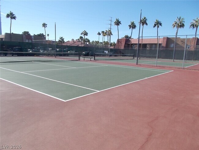 Building Photo - 5295 Indian River Dr