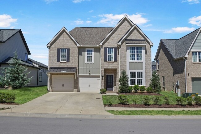 Building Photo - 917 Plowson Rd