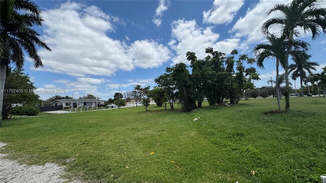 Building Photo - 11434 NW 22nd Ave