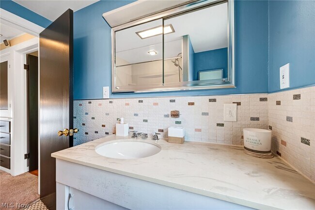 Building Photo - 4313 Neville Rd