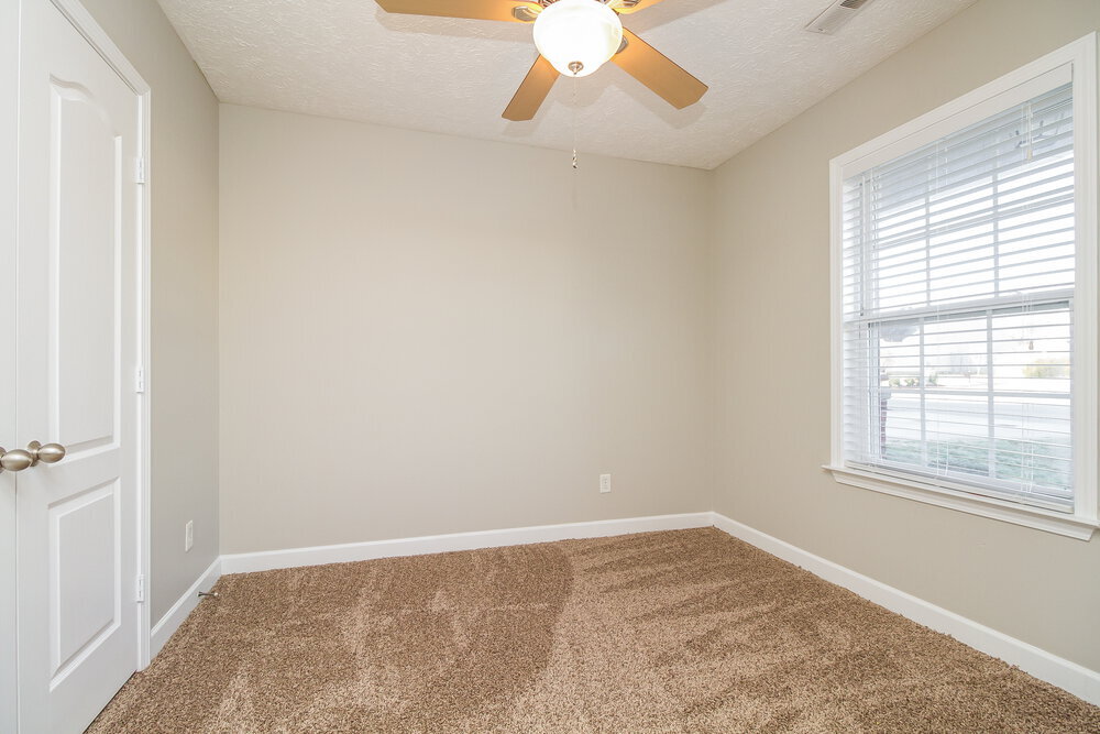 Building Photo - 1625 Beaconcrest Cir