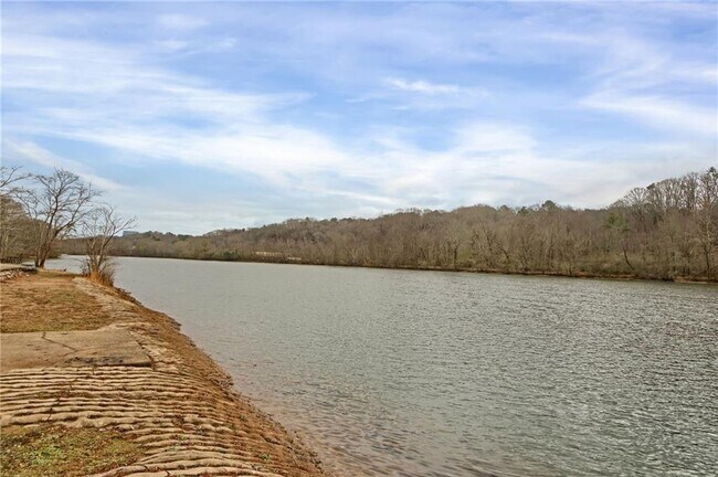 Building Photo - 8 Huntington Pl Dr