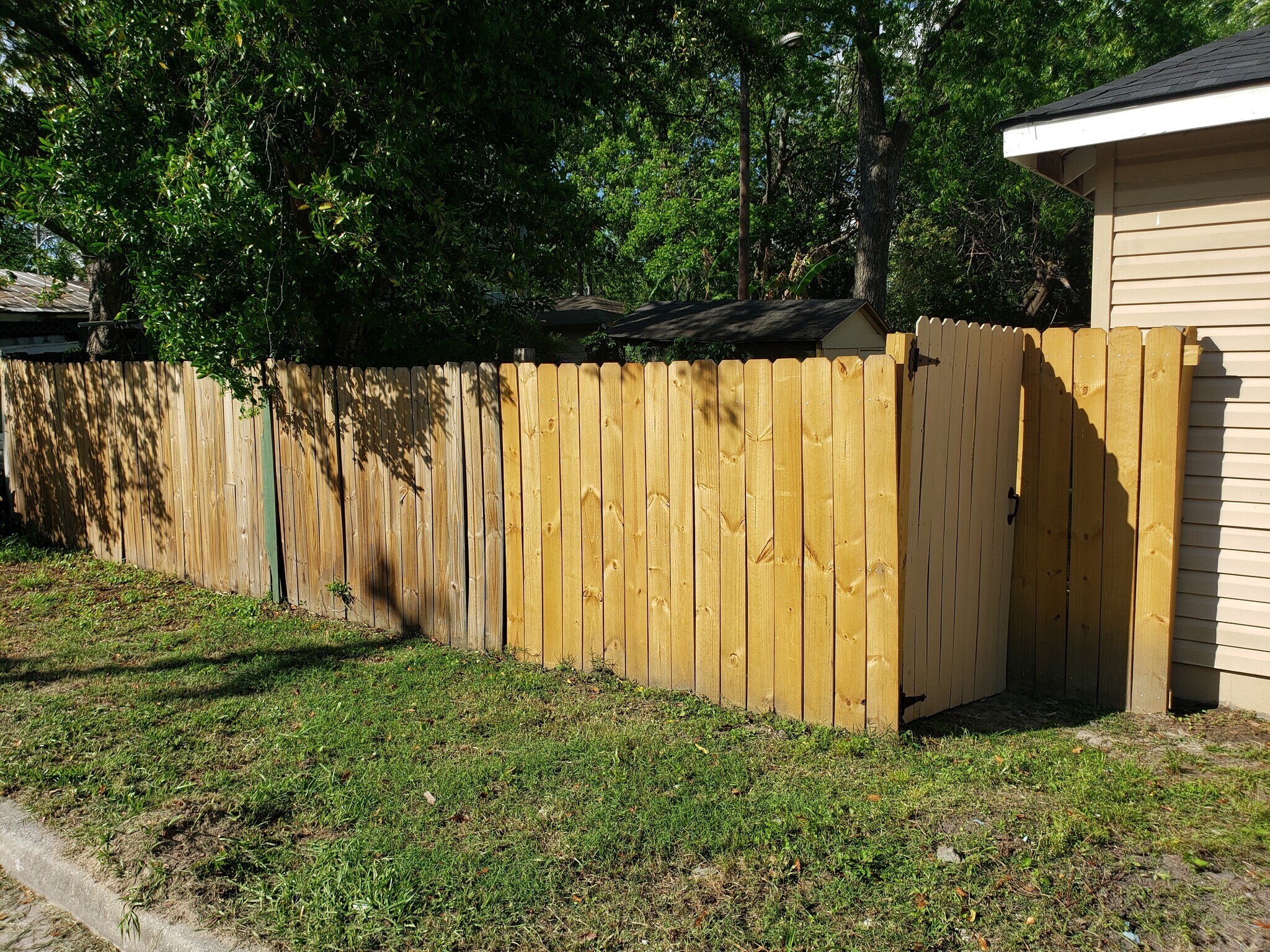 Rear privacy fence on street side - 43 Lissner Ave