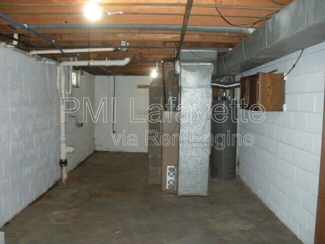Building Photo - 1726 Charles St