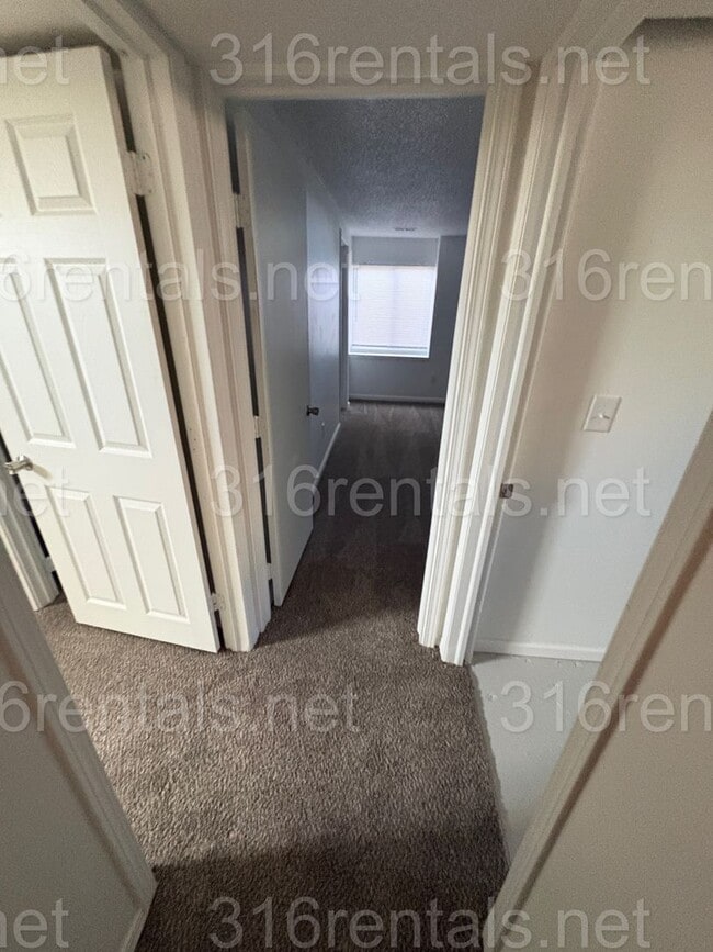 Building Photo - 6446 Mabel St