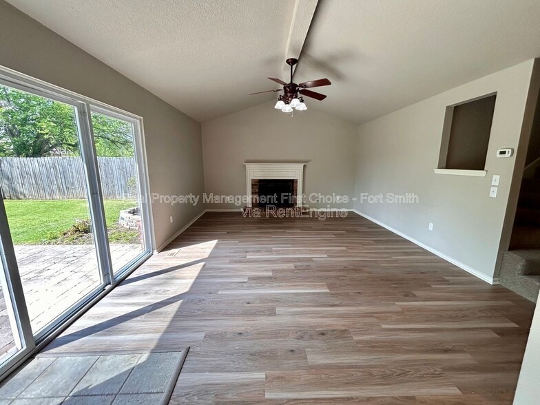 Building Photo - 3104 S 99th St