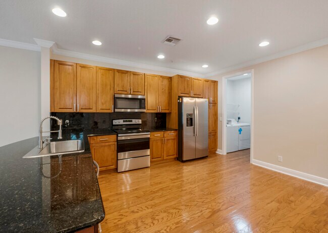 Building Photo - 148 Morning Dew Cir