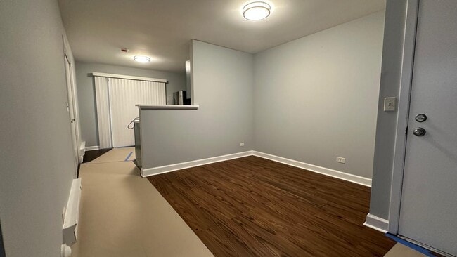 Building Photo - 201 N Waters Edge Dr