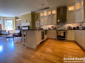 Building Photo - 276 Commonwealth Ave