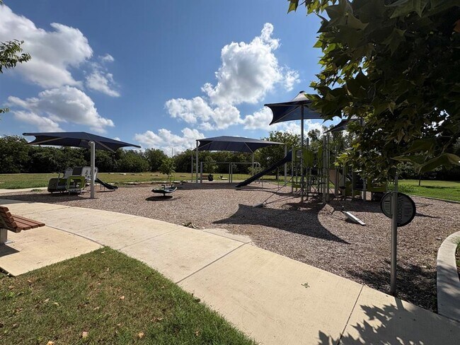 Building Photo - 6506 Linda Ln