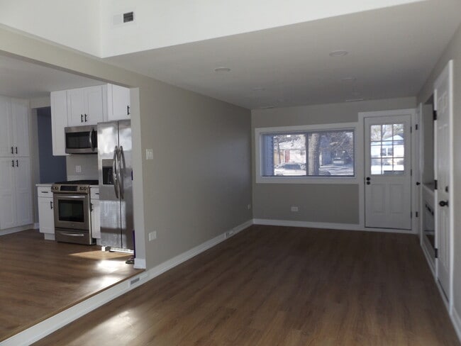 Building Photo - 2203 South St