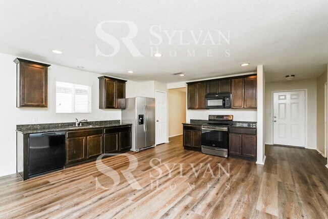 Building Photo - At Last, This Is What You Have Been Searching For!