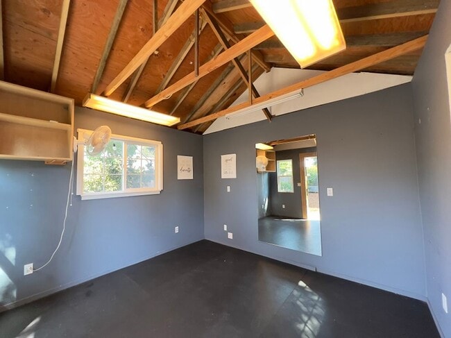Building Photo - Beautifully Updated Four Bedroom Napa Home