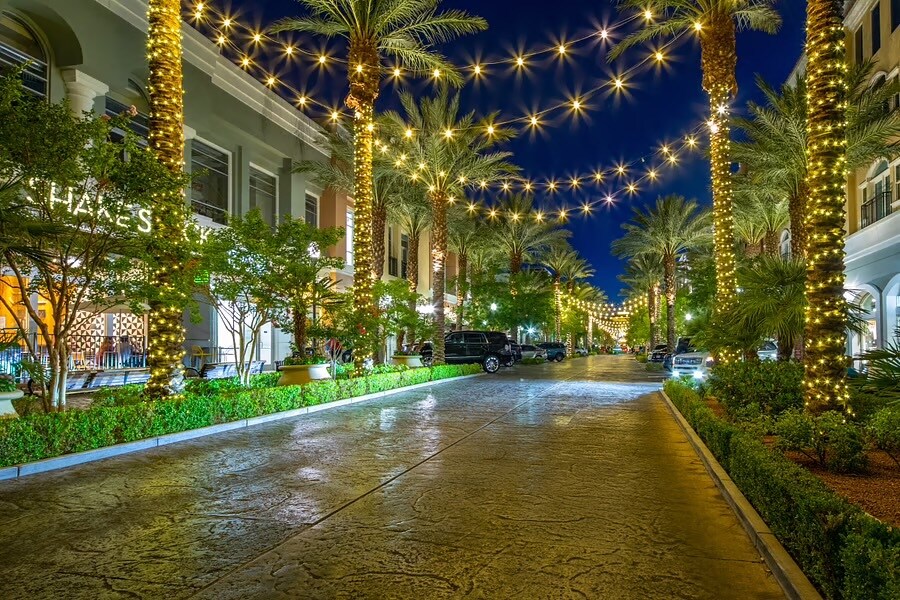 Building Photo - 251 S Green Valley Pky