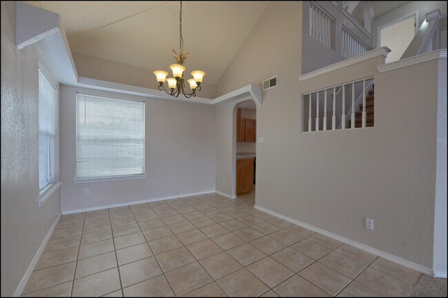 Building Photo - 7456 Luz De Lumbre Ave