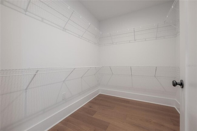 Building Photo - 807 E Ida St