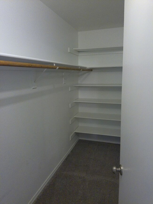 Building Photo - LONG TERM 12 MONTH LEASE