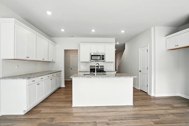 Building Photo - Available Now | Brand New 3 Bedroom Townhouse for Rent in Raleigh NC | FIRST MONTH'S RENT WAIVED!