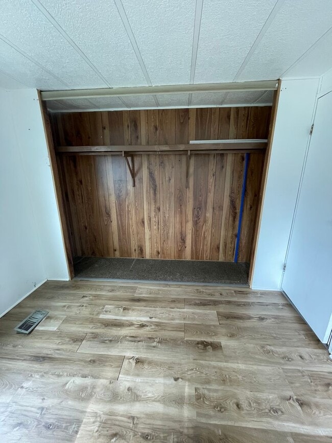 Building Photo - Cozy 3 Bed, 1.5 Bath Home in Idaho Falls!