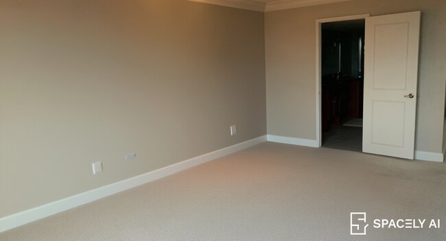 Building Photo - 777 Bayshore Dr