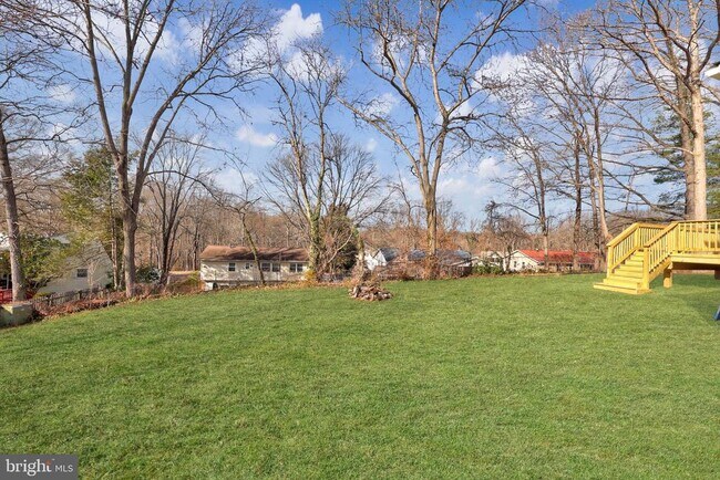 Building Photo - 2520 Linwood Ln