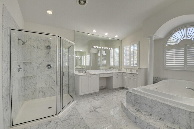 Building Photo - 9544 Barletta Winds Point