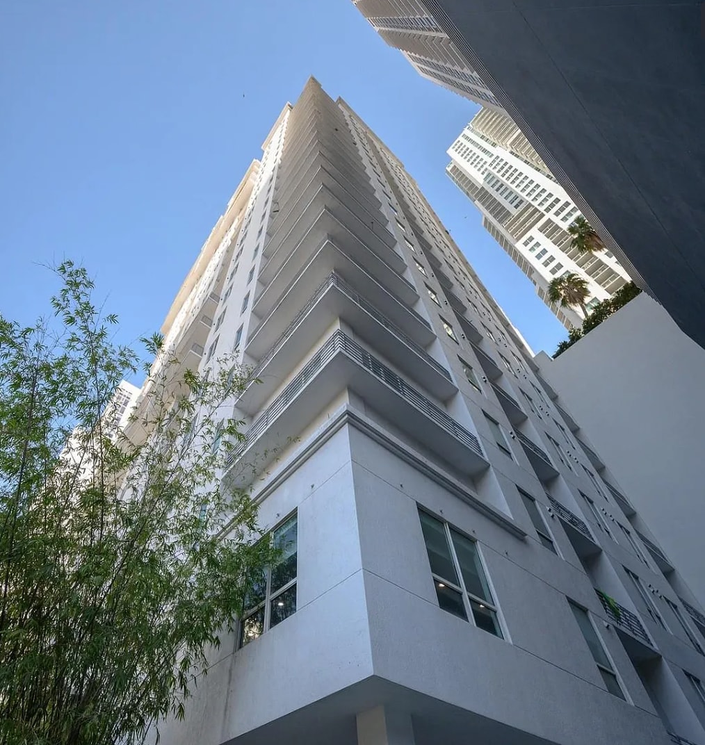 Building Photo - 234 NE 3rd St