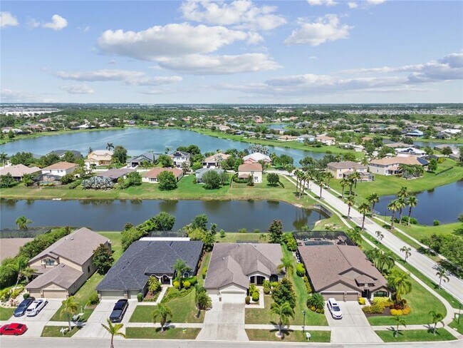 Building Photo - 5303 Moon Shell Dr