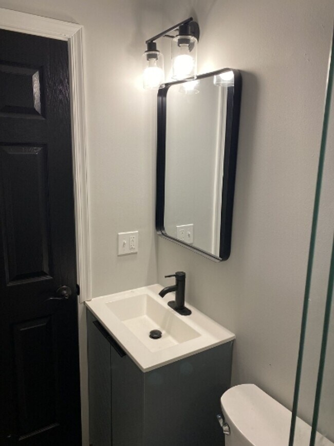 Building Photo - 5112 Belair Rd