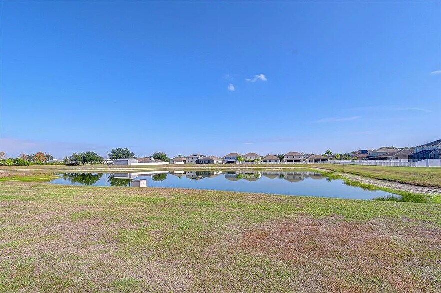 Building Photo - 14326 Fissore Blvd