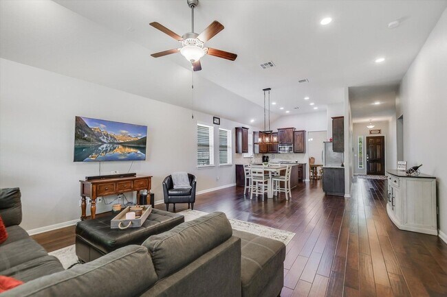Building Photo - 2717 Coral Valley Dr