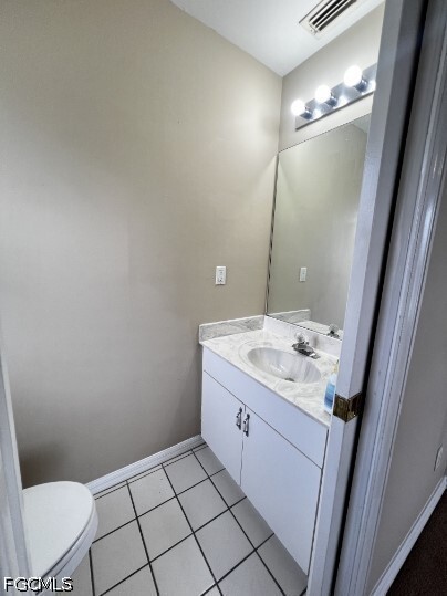 Building Photo - 2308 NE 6th St