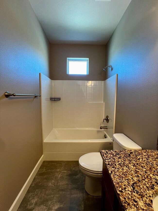 Building Photo - 8819 Kail Dr