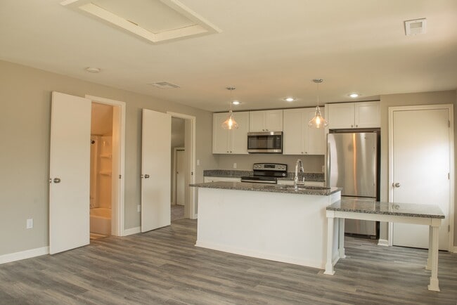 Building Photo - Remodeled house, yard, Granite, Stainless Steel appliances