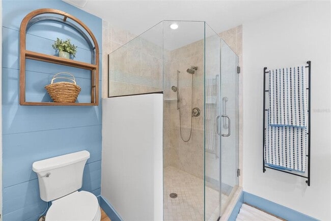 Building Photo - 759 Lantana Ave