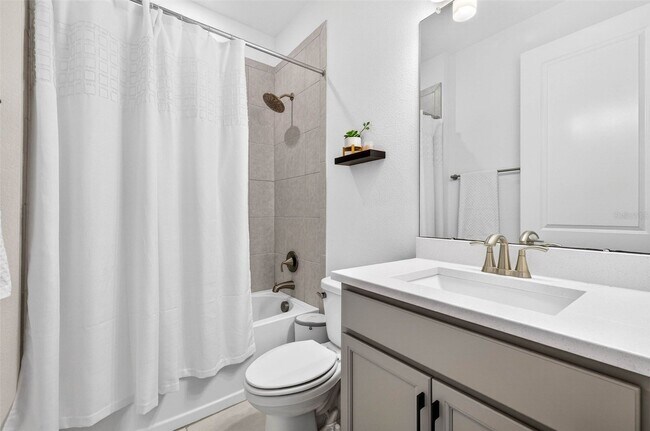 Building Photo - 34212 Evergreen Hill Ct