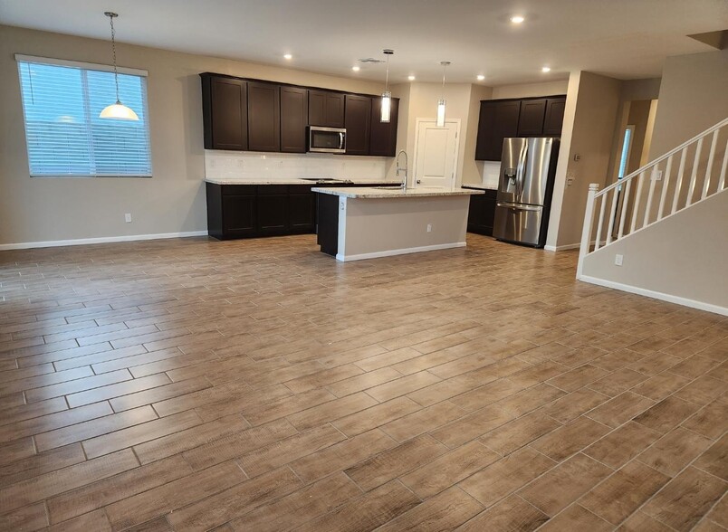 Building Photo - 17867 W Monte Lindo Ln