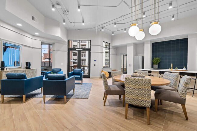 Building Photo - 408 Jackson