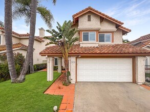 Building Photo - Beautiful 4B/3BA House w/ 2 Car Attached G...