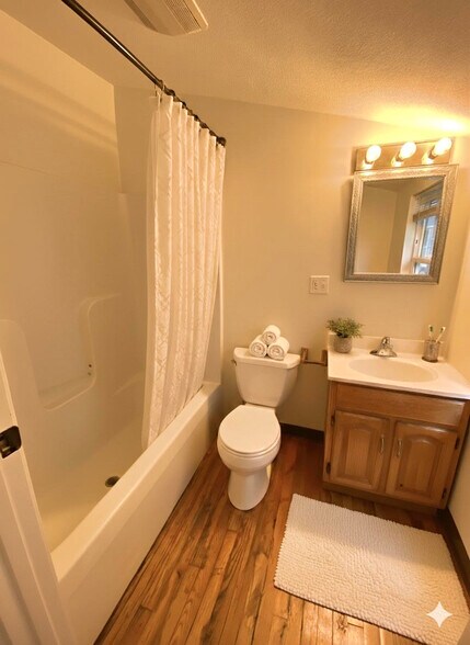 Building Photo - 838 Huntington Ave