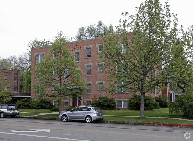 Building Photo - 220 E Laurel St