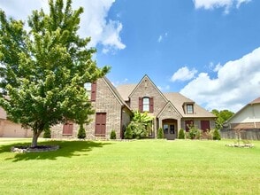 Building Photo - 570 Winding Valley Cove